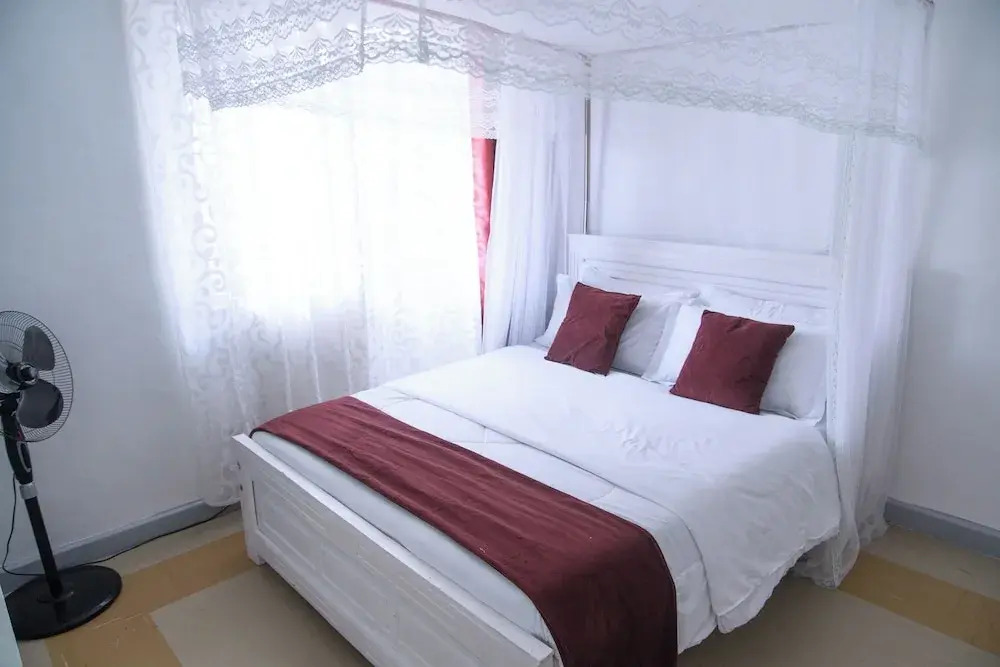 LA FONT HOUSE Near JKIA