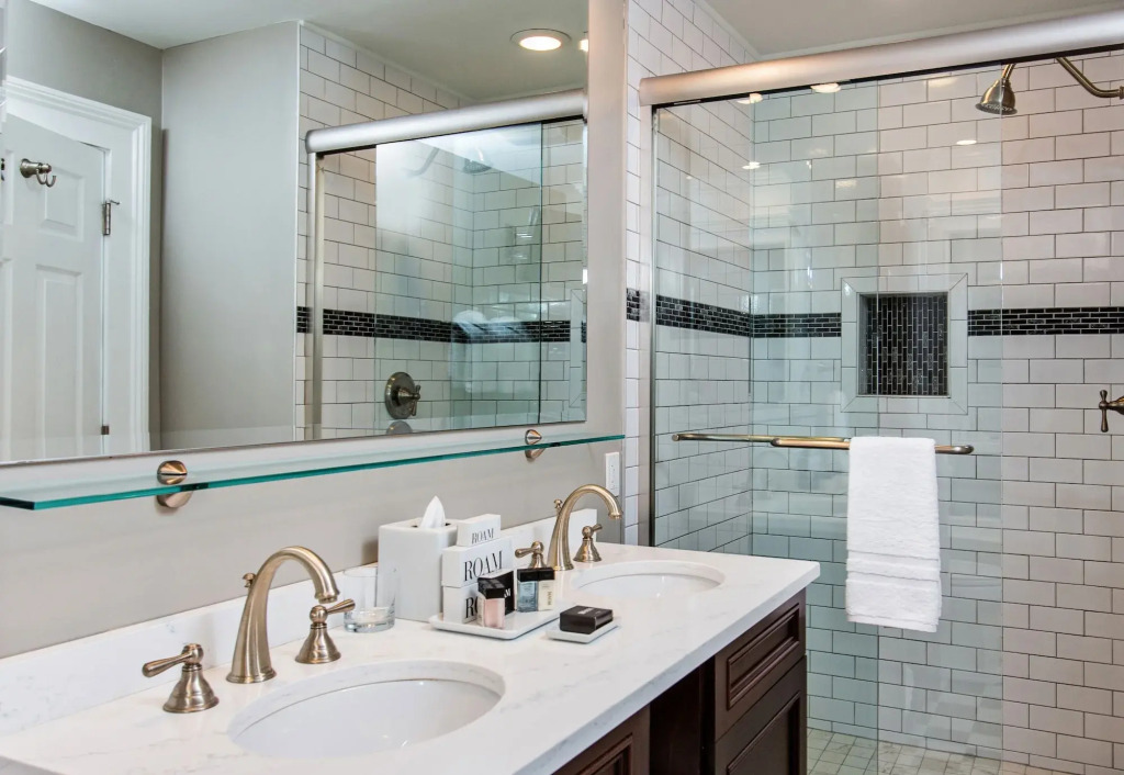 The Vendue, Downtown Art Hotel