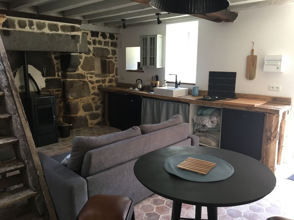 Domaine Des Tours Vauquelin
