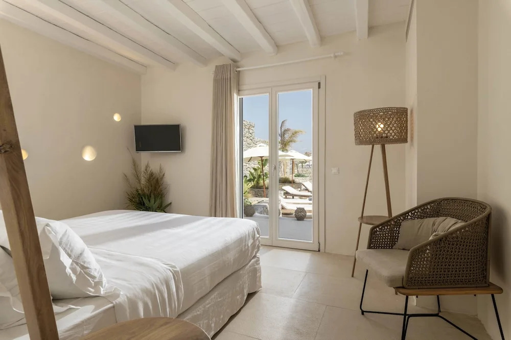 Veneta Suites & Villas