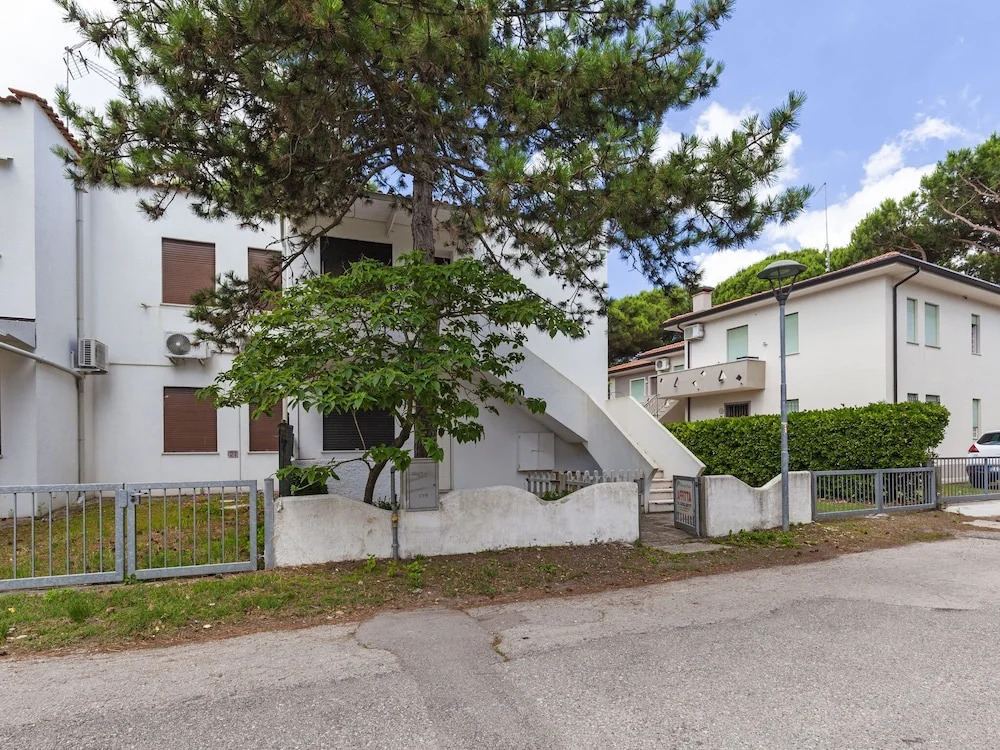 Cute beachfront apartment in Rosolina Mare, close to Venice.