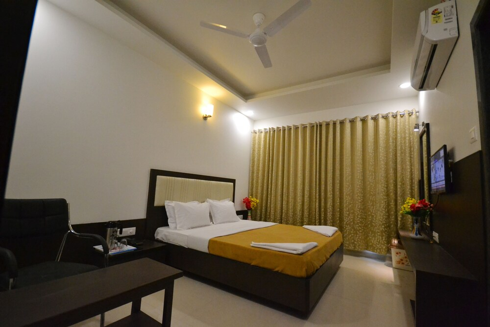 Hotel Dhantara