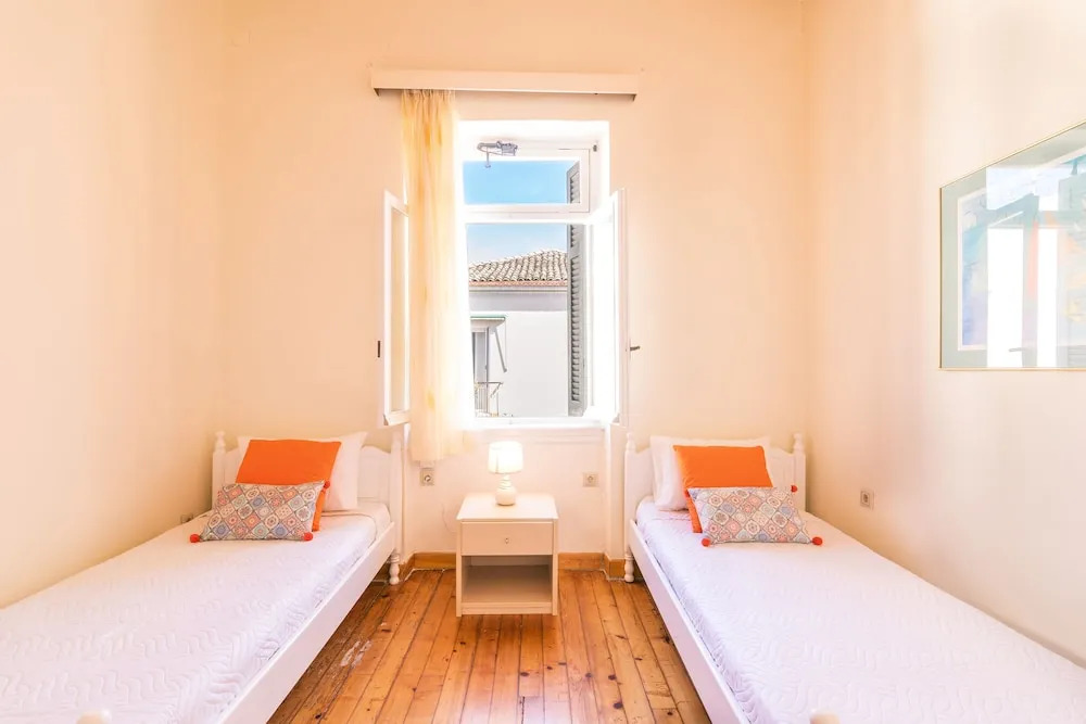 Historic Family Apartment in the Old Town