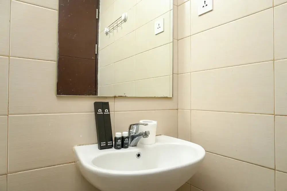 Comfortable 1BR @ Sky Terrace Apartment in Strategic Area