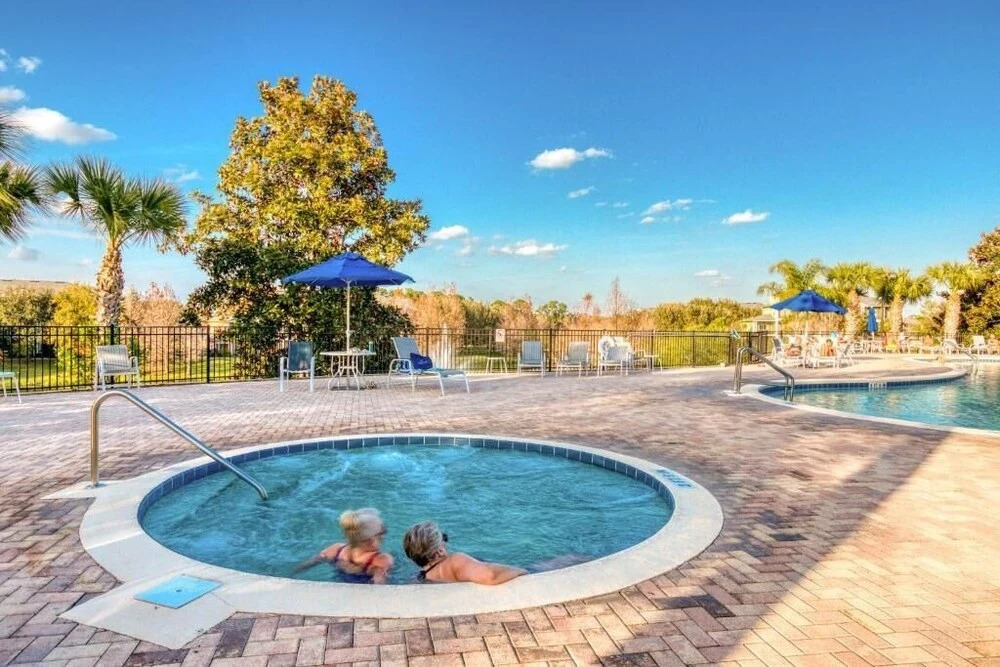 Pelican Paradise 3 Bedroom Condo