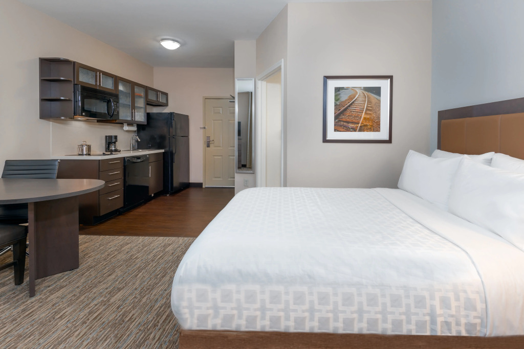 Candlewood Suites Athens by IHG