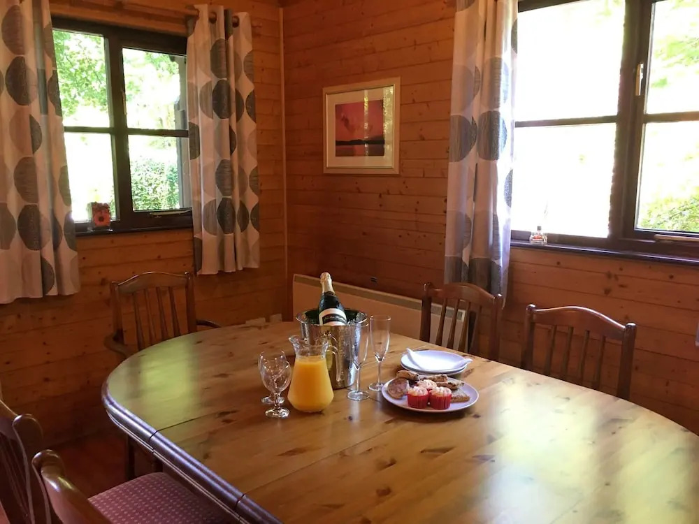 Goldcrest 1-Hot Tub-Woodland Lodges-Carmarthenshire-Tenby