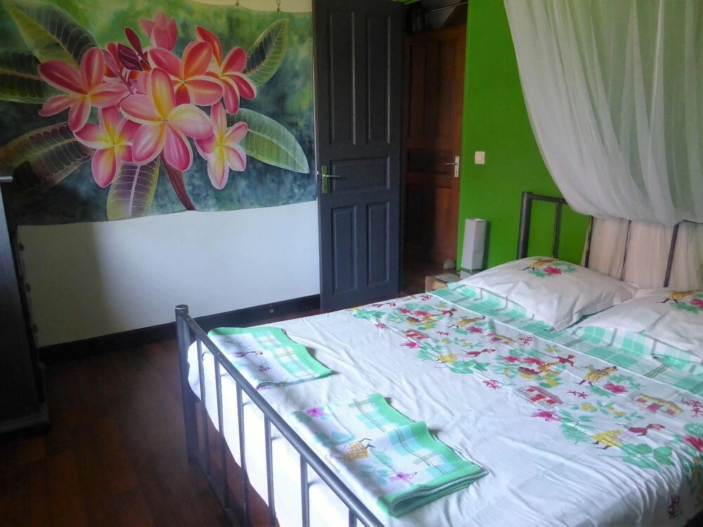 Villa With 5 Bedrooms in Trois Rivieres, With Private Pool, Enclosed G