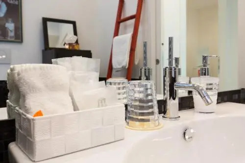 Niclas Luxury Apartments