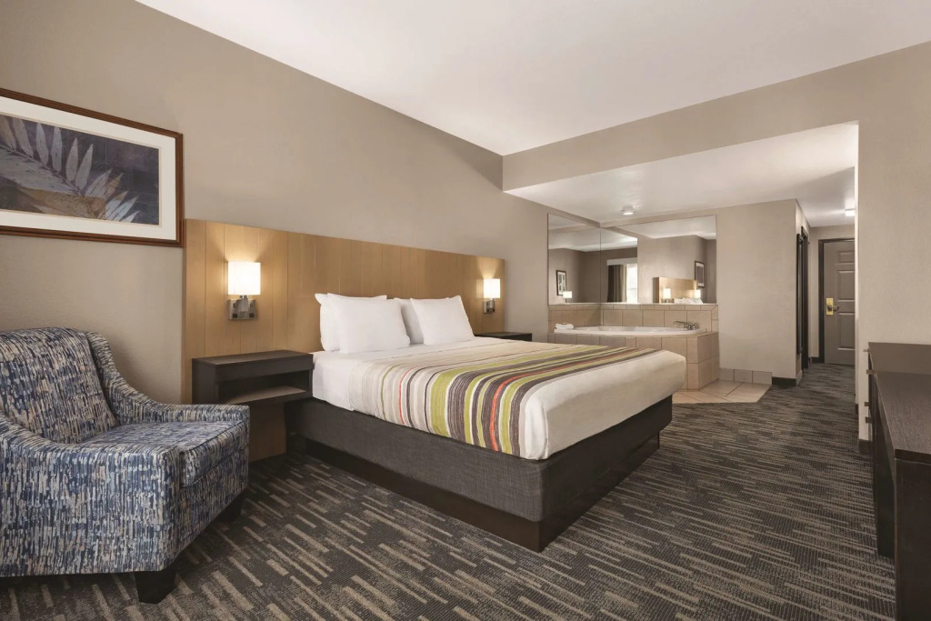 Spark by Hilton Panama City Beach