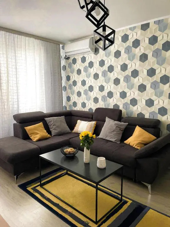 APARTAMENT 3 camere Neptun