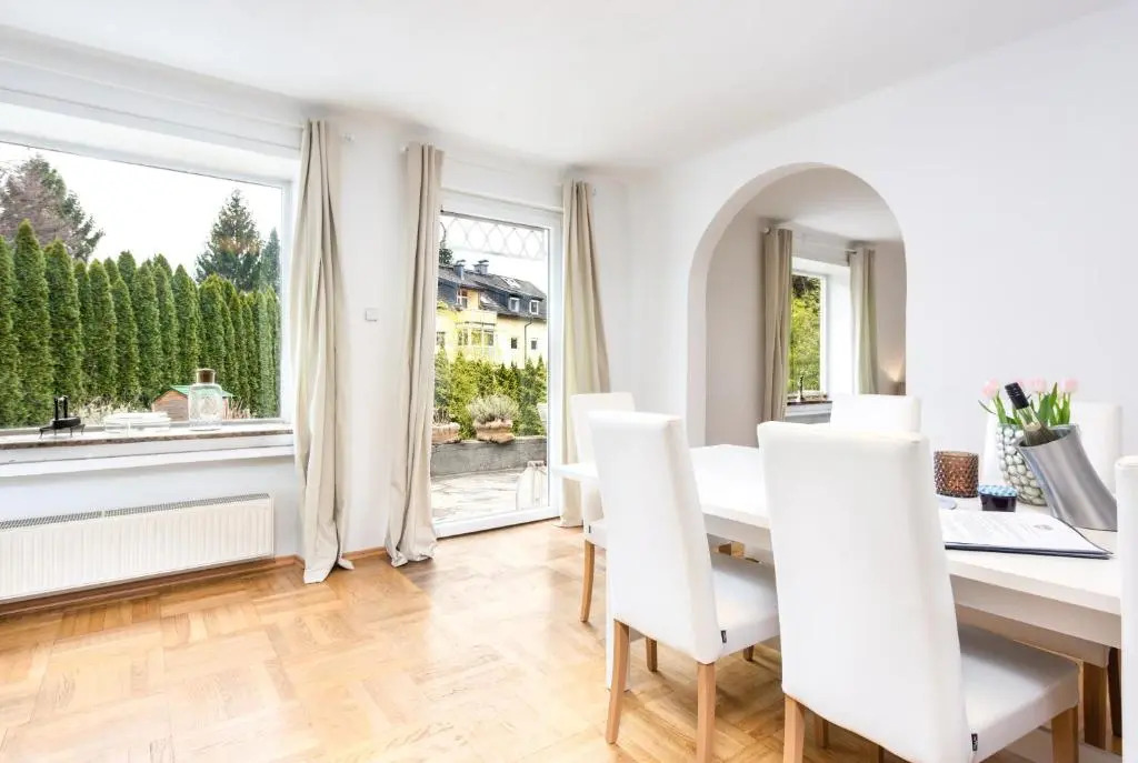 Townhouse RIVA, prime location in the city of Salzburg, 1000m2 backyard
