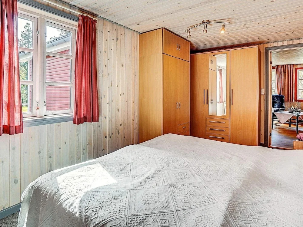 Rustic Holiday Home in Hemmet near Fjord