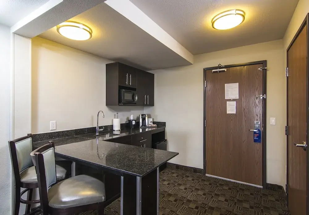 Quality Inn & Suites North- Legoland Area