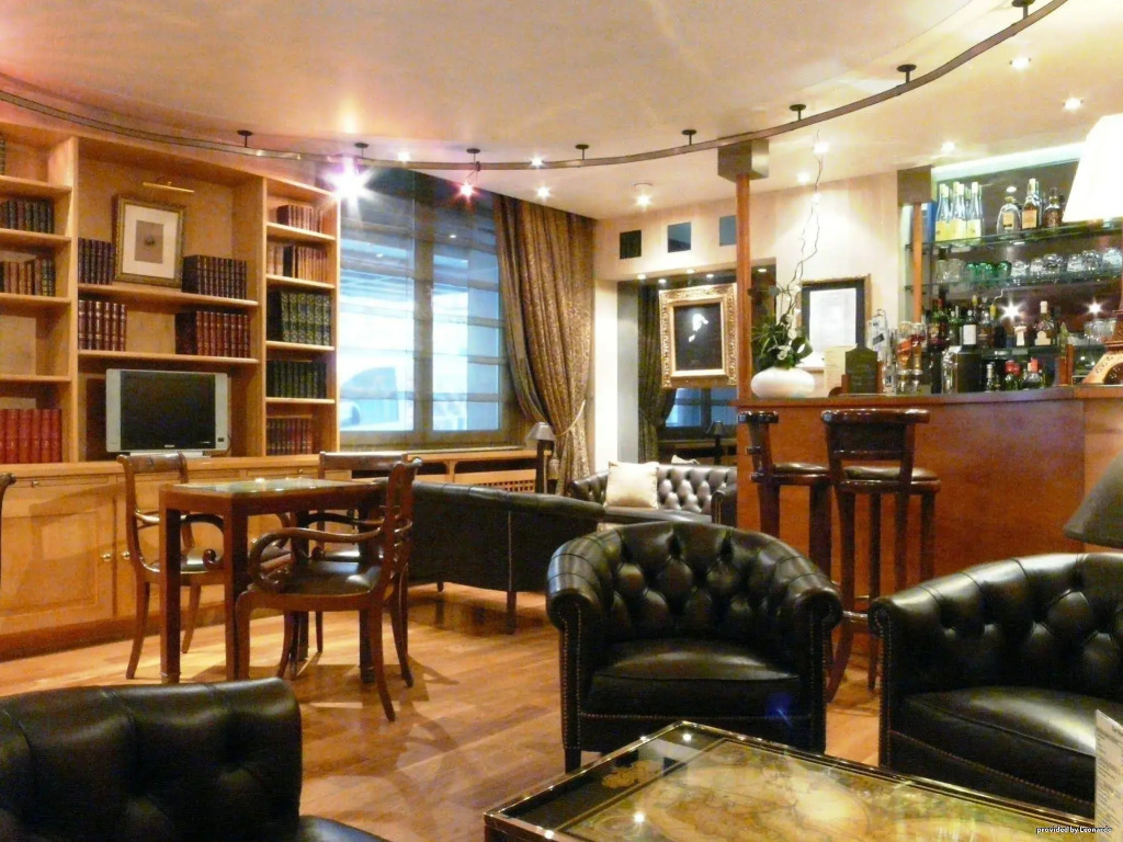 Hôtel Victor Hugo Paris Kléber