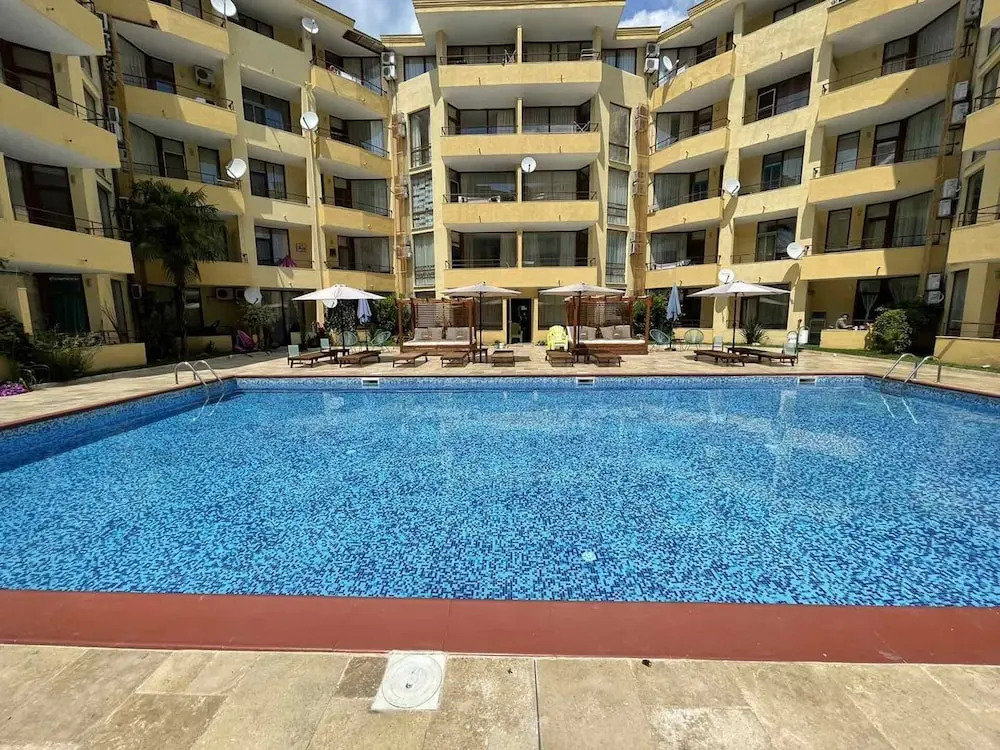 Stylish 1-bed Apartment in Sunny Beach