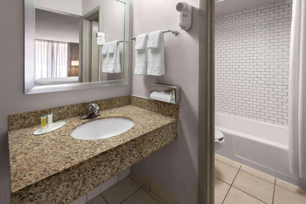 Days Inn of Frederick by Wyndham
