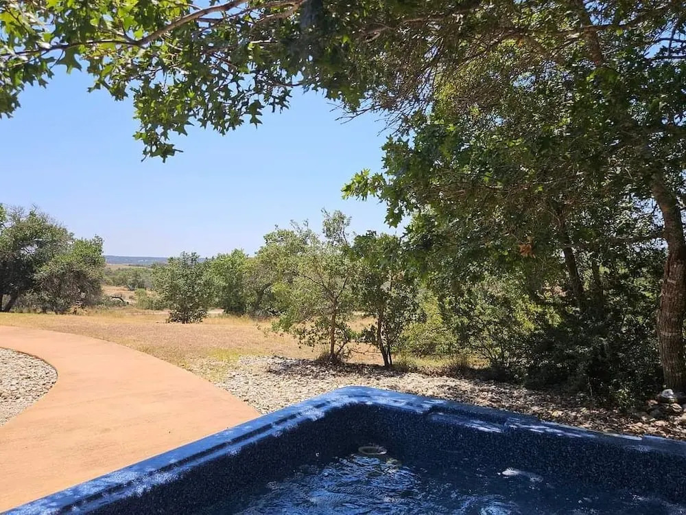 Breezy Hills Cottages