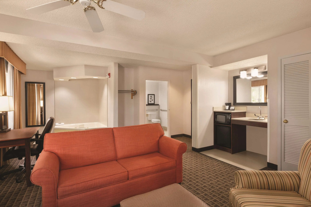 Country Inn & Suites by Radisson, Lawrenceville near Northside Hospital Gwinnett