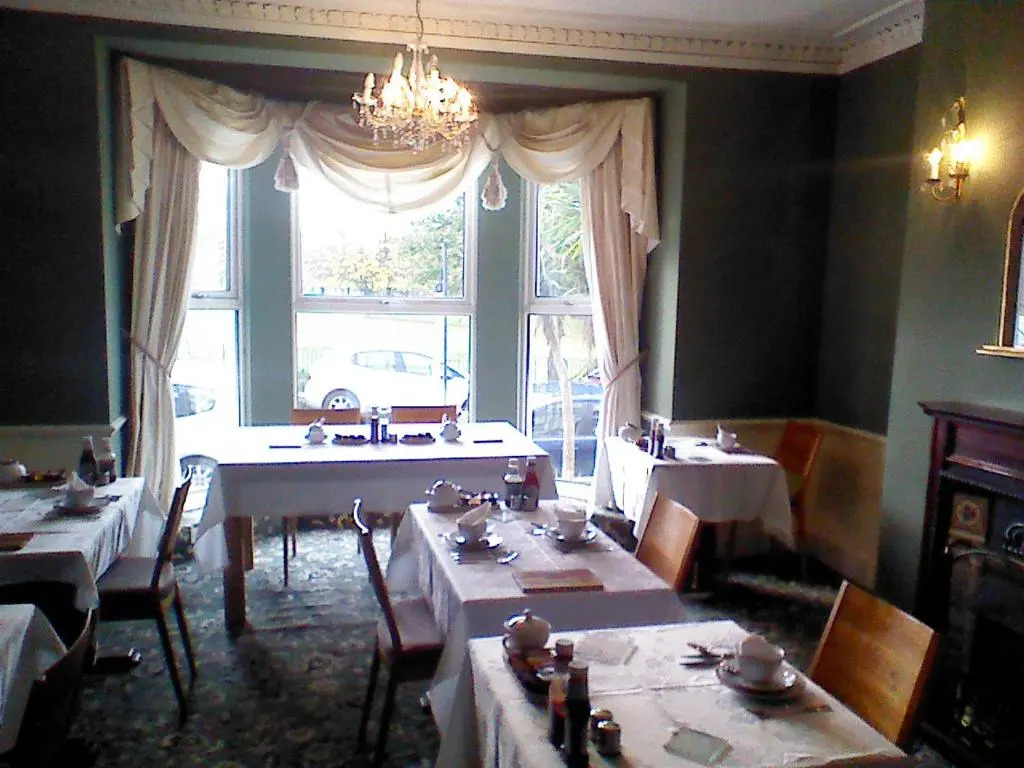 Mountbatten Hotel