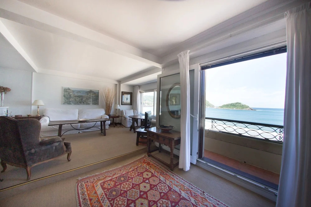 Playa Concha - Iberorent Apartments