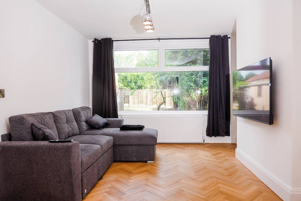 The Langdale - Where Comfort Meets Convenience