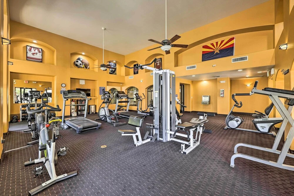 Quiet Phoenix Condo Near Westgate & Hiking Areas