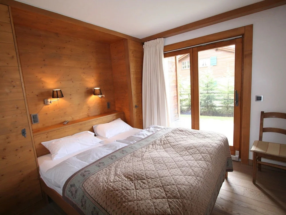 Comfortable and Luxurious Chalet With View on the Mont Blanc