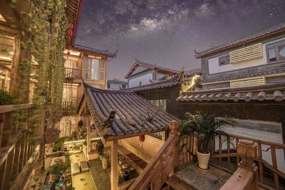 Love Inn Old Town Lijiang