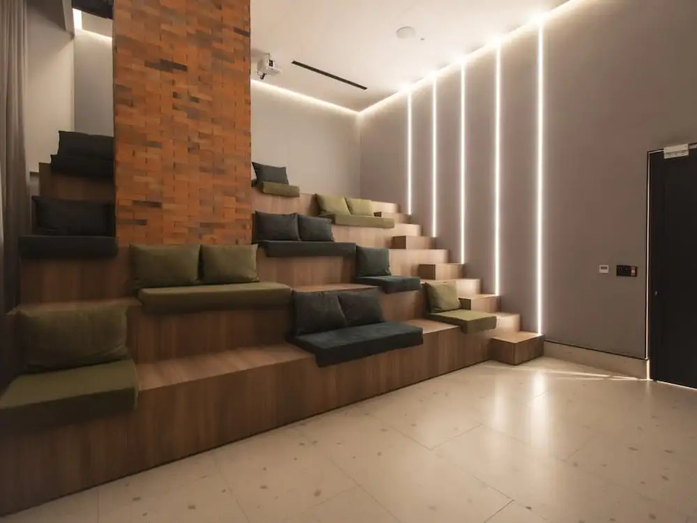 Luxury 2br Apt Pool Access
