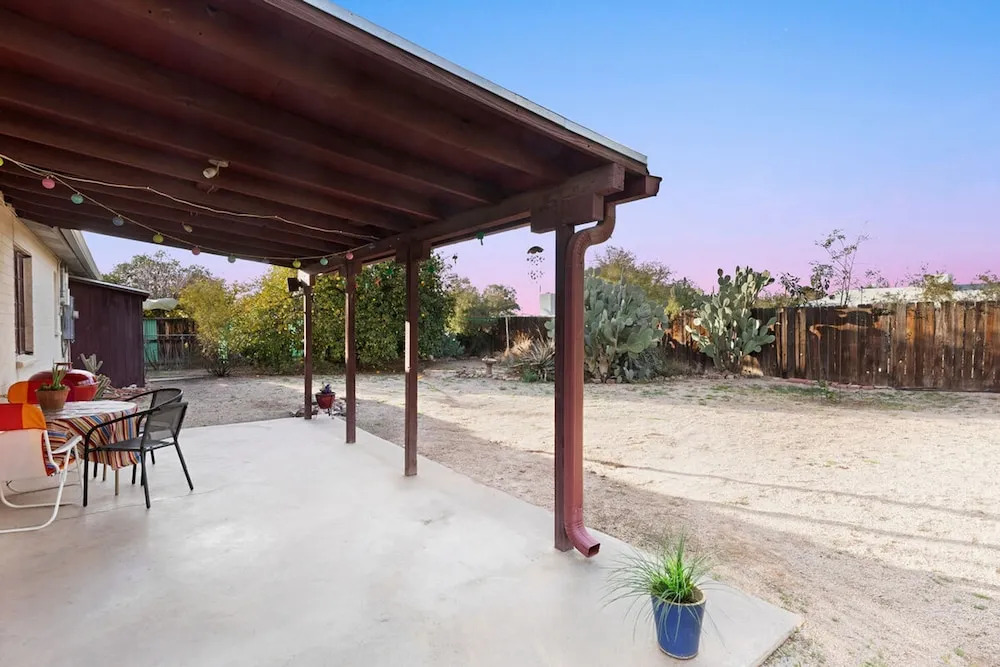 Cactus Garden Cottage 2BR by Casago