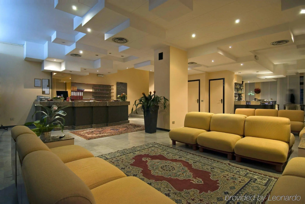 Hotel Ambassador