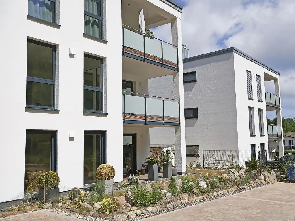Haus "Jasmund" F 646 WG 01 im EG mit Kamin und Terrasse
