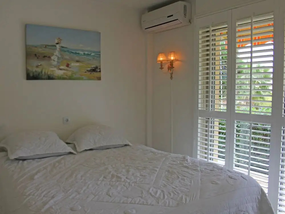 Inviting Apartment in South of France Near the Sea