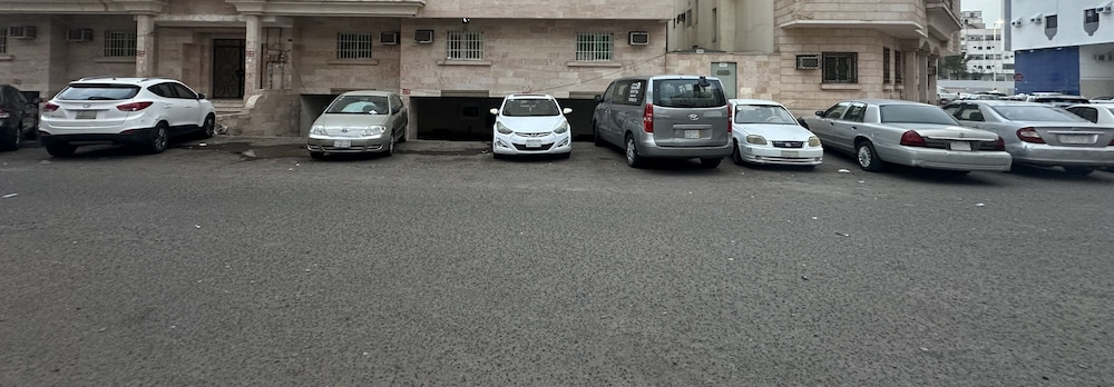 غرف طيبة المفروشة