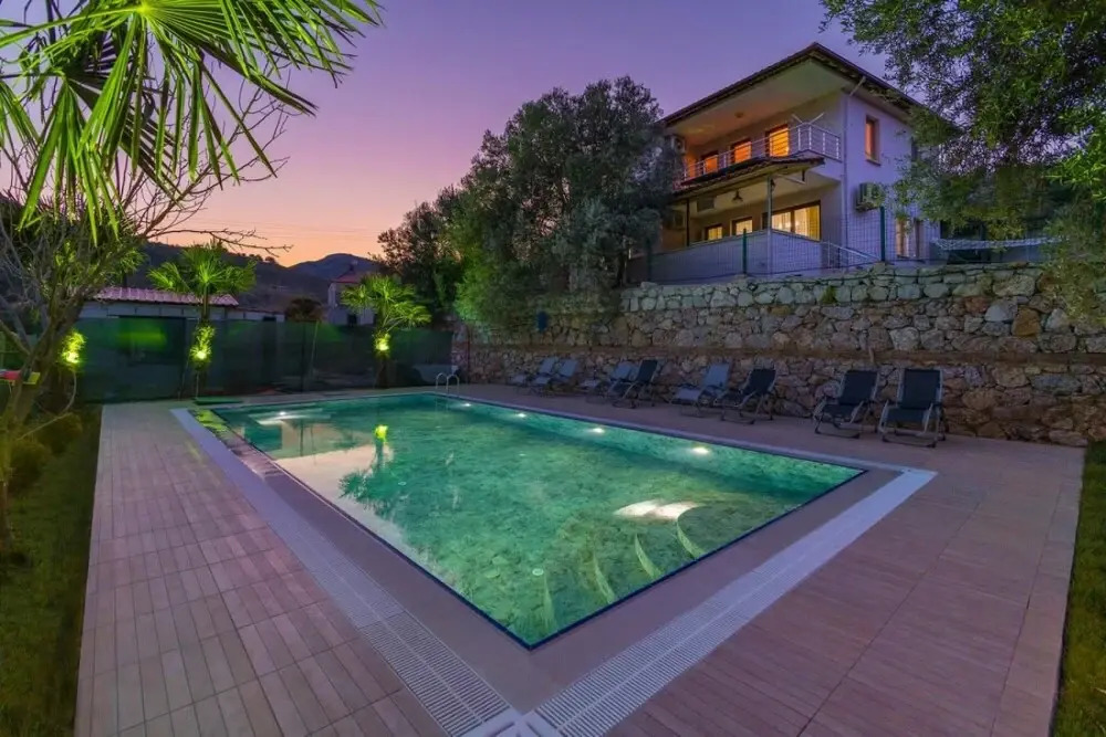 Villa With Pool and Olive Grove in Selimiye