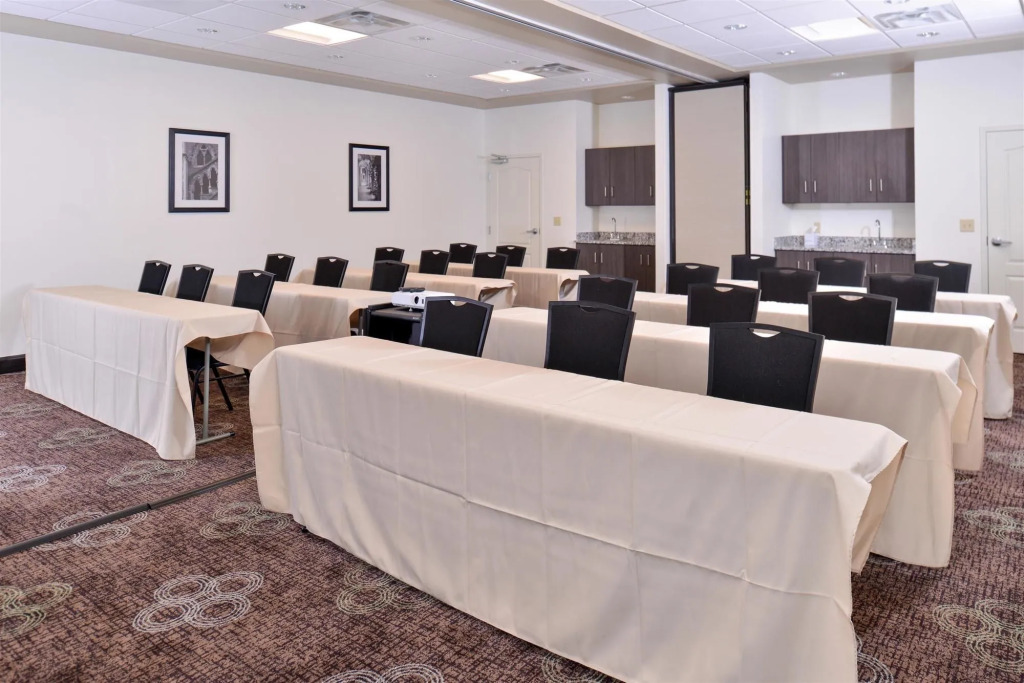 Holiday Inn Express & Suites - Effingham by IHG