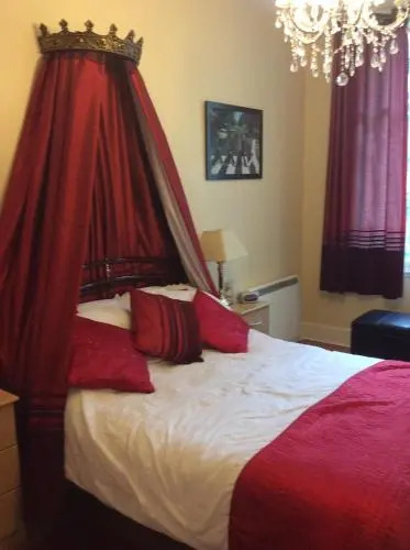 Beatles Apartment