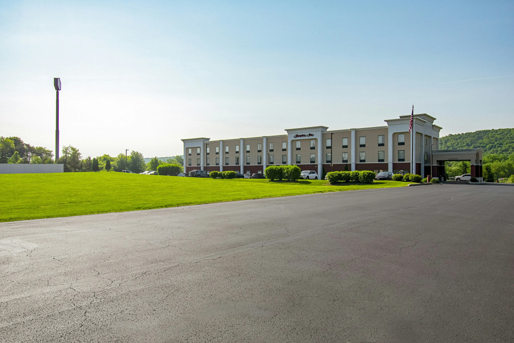 Hampton Inn Pine Grove