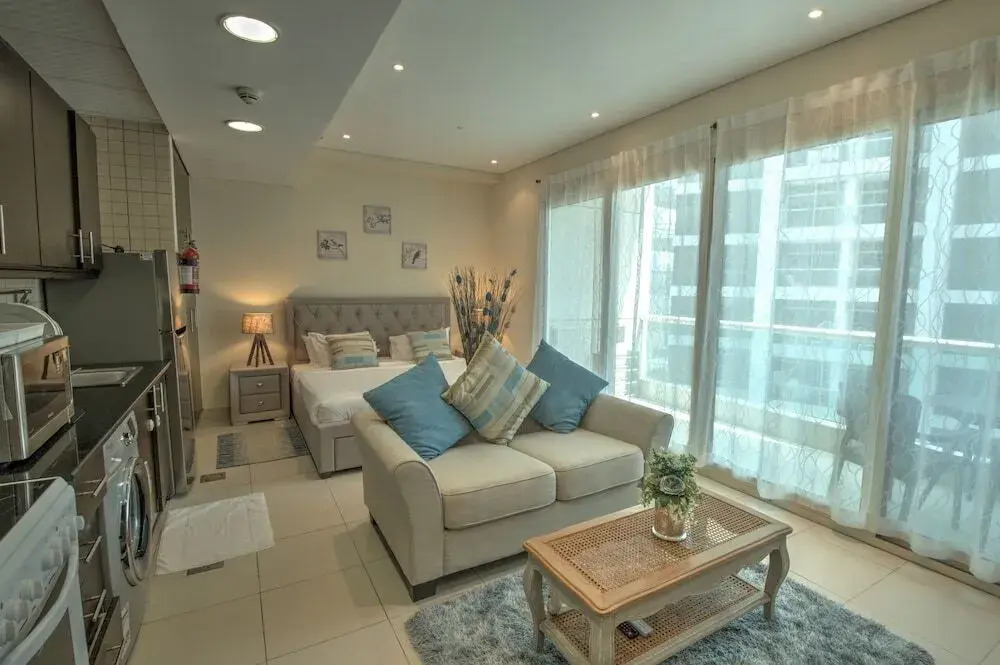 Royal Oceanic - Studio Apartment - MSG 8724