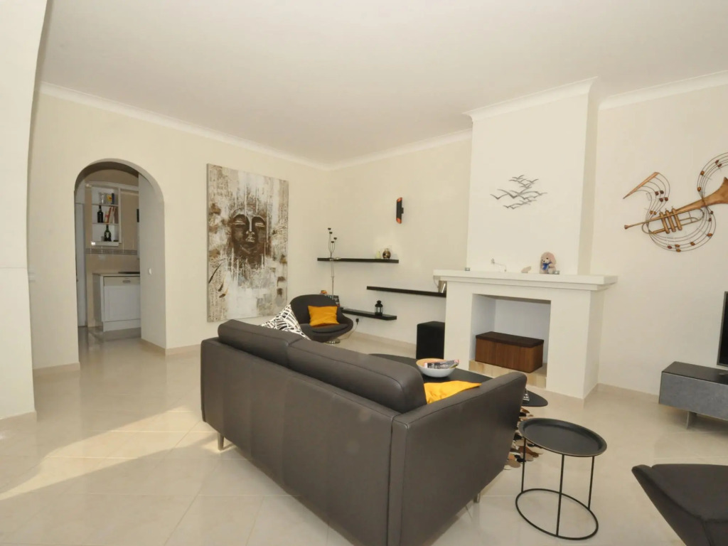 Villa With Views Like the Pool, Sea, Meia Praia