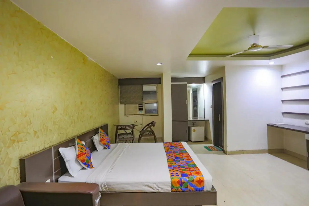 OYO 1552 Hotel Midland