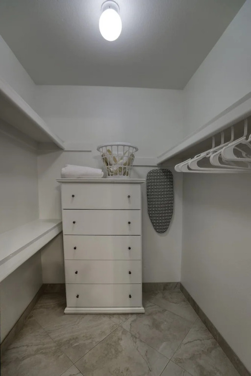 130 Fully Furnished, amenities galore! by RedAwning