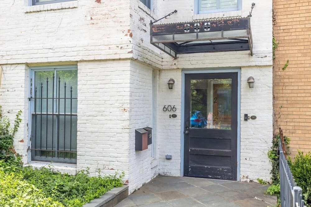 Sweet 2-br Retreat By Capitol Hill