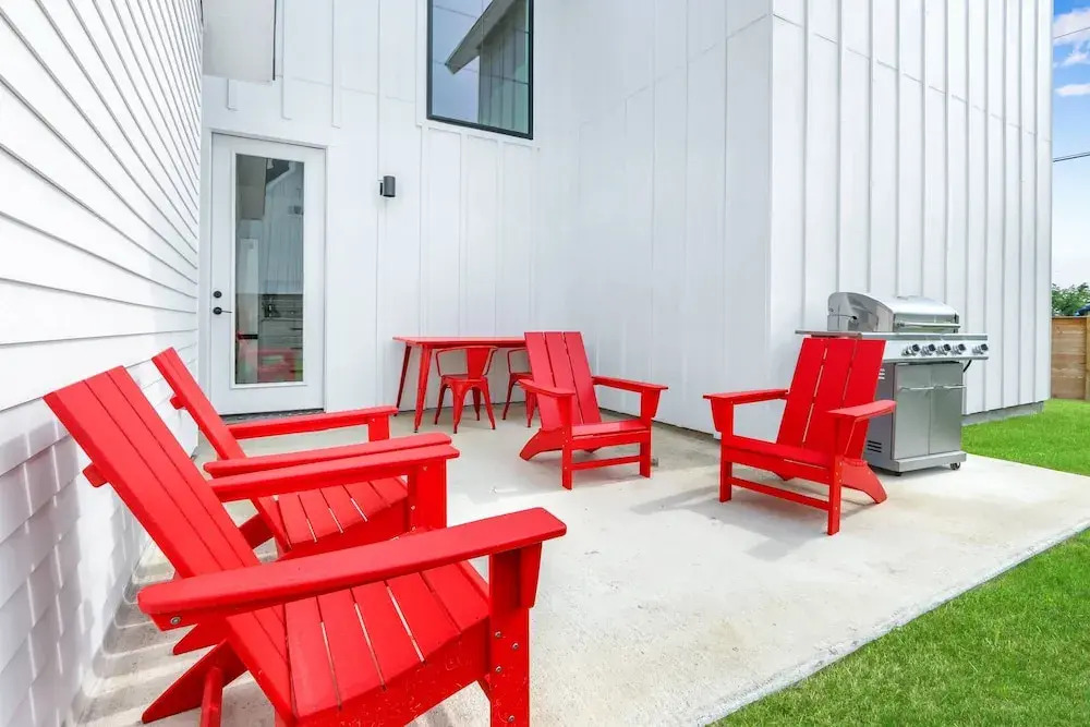 Chic Modern Farm Haus - Minutes to Everything