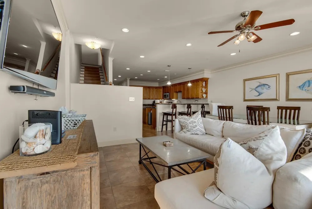 White Sands 447