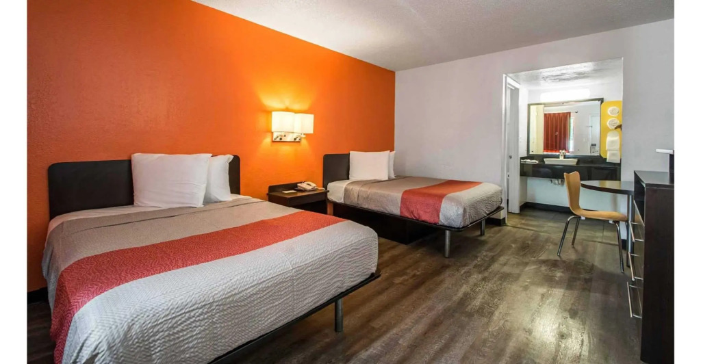 Motel 6-Norcross, GA - Atlanta Northeast