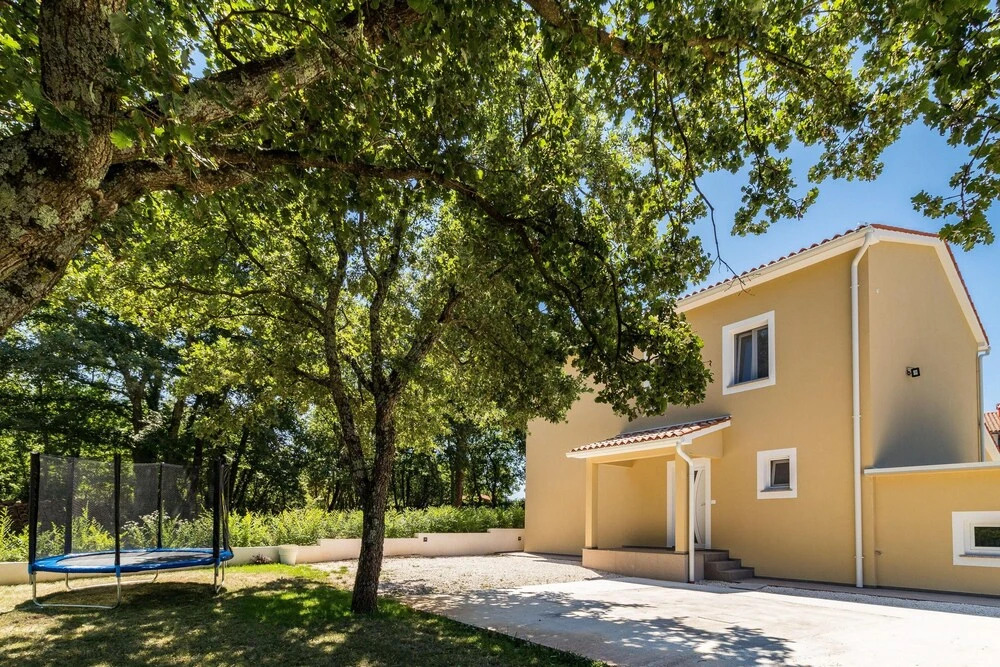 Villa-Boscari-relaxing-villa-at-the-end-of-Village