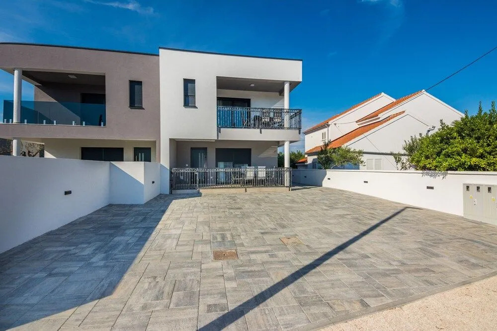 Apartment Spanic 1