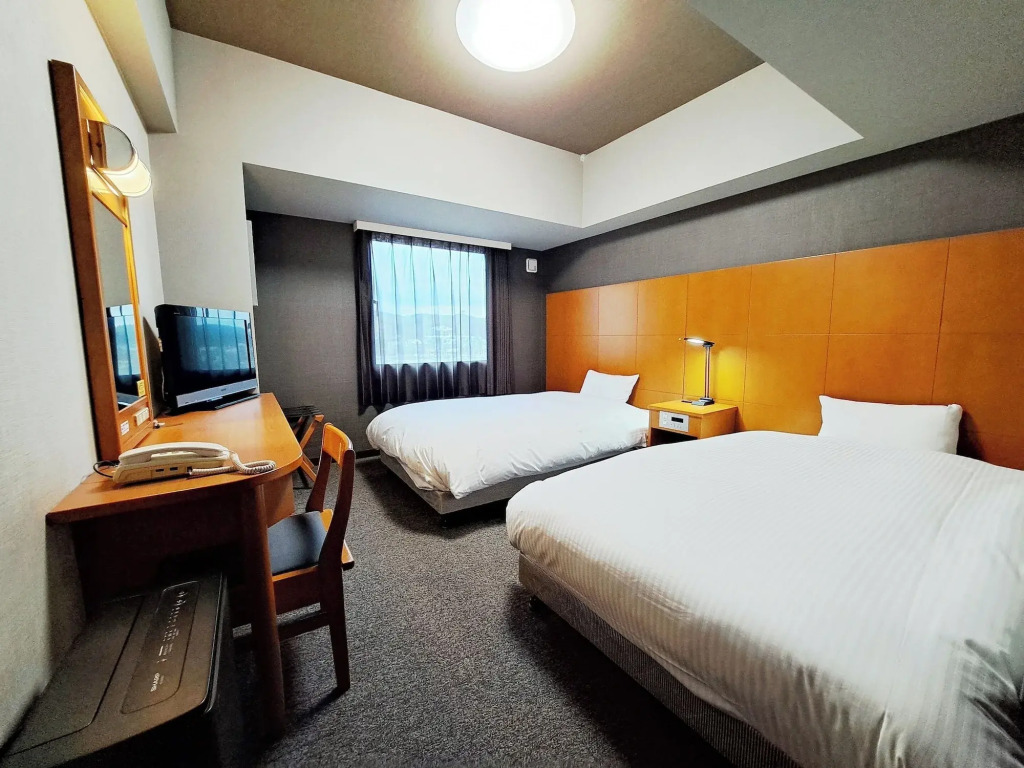 Hotel Route-Inn Shinjyo Ekimae